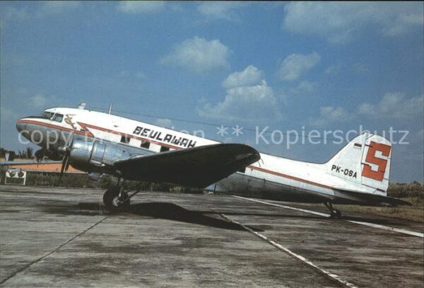 Flugzeuge Zivil Seulawah Air Service Douglas DC3 PK-OSA