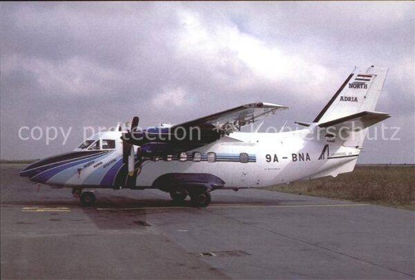 Flugzeuge Zivil North Adria Aviation Let 410 UVP 9A-BNA