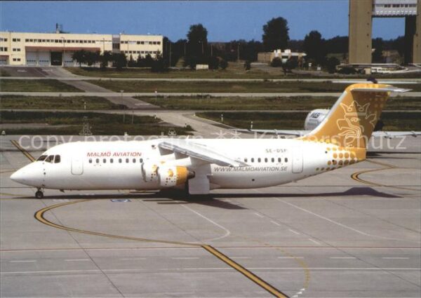 Flugzeuge Zivil Malmö Aviation Avro RJ100 SE-DSP c/n E3