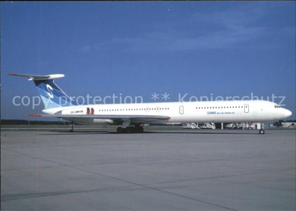 Flugzeuge Zivil Gambia New Millenium Air IL-62M C5-GNM