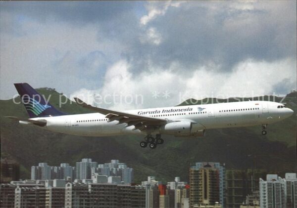 Flugzeuge Zivil Garuda Indonesia A-330-341 PK-GPG 165 F
