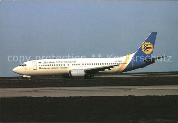 Flugzeuge Zivil Air Ukraine International Boeing 737-4Y