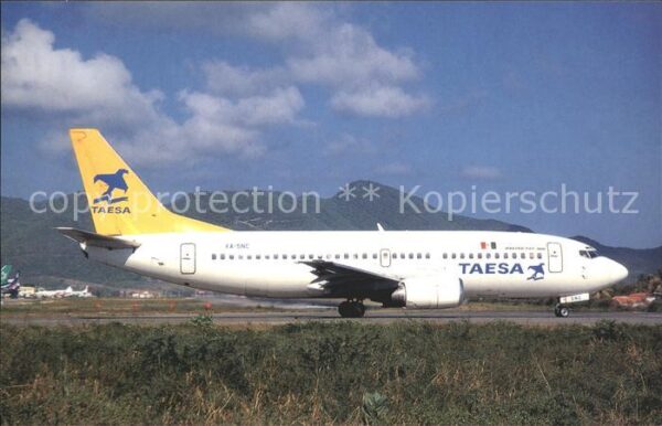 Flugzeuge Zivil Taesa Boeing 737-300 XA-SNC
