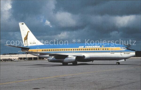Flugzeuge Zivil Boeing 737-2R8C Advanced 5H-MRK cn 2171