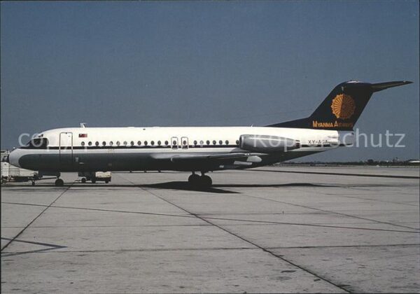 Flugzeuge Zivil XY-AGA Fokker F28-4000 Myanma Airways c