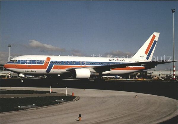 Flugzeuge Zivil G-BRIF Boeing 767-204ER Air Holland c/n
