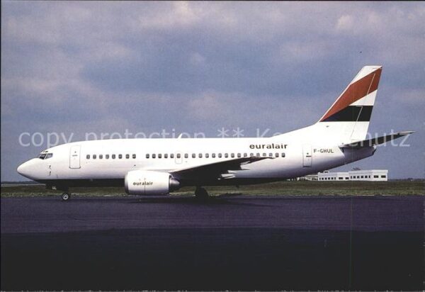 Flugzeuge Zivil EURALAIR Boeing 737-500 F-GHUL