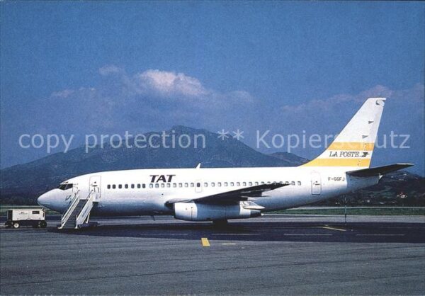 Flugzeuge Zivil TAT-LA POSTE Boeing 737-200 C F-GGFJ