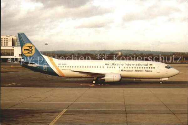Flugzeuge Zivil Air Ukraine International Boeing 737-4Y