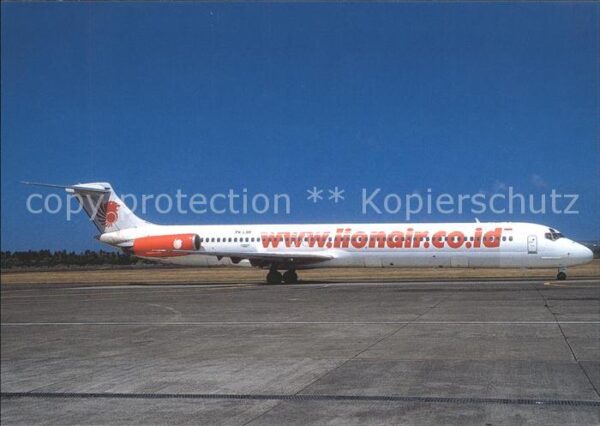 Flugzeuge Zivil Lionair MD-82 PK-LMF c/n 53147