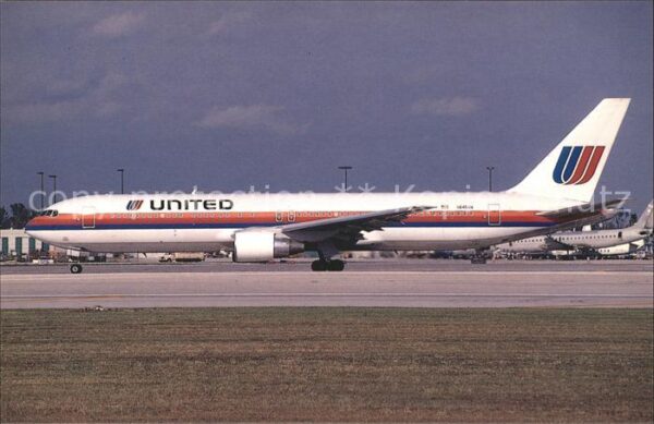 Flugzeuge Zivil Boeing 767-322 ER c/n 25280 N645UA Unit
