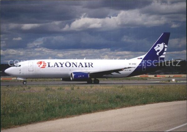Flugzeuge Zivil Layonair B-737-4K5 SF S5-ABV c/n 24128