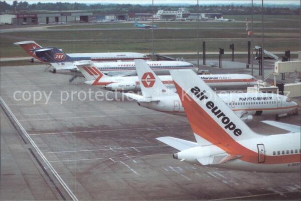 Flugzeuge Zivil Air Europe Aviogenex Birmingham Interna