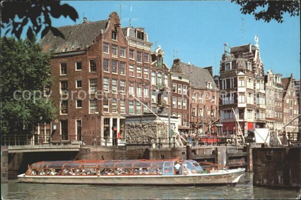 Amsterdam Niederlande Haarlemmersluizen Schleusen Ausflugsboo