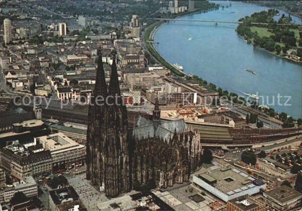 Koeln Rhein Fliegeraufnahme Dom