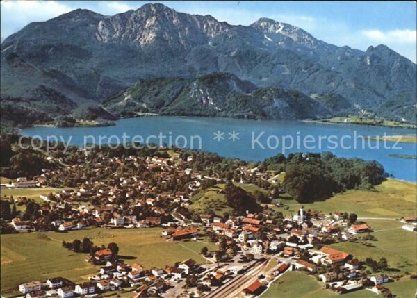 Kochel See Fliegeraufnahme gegen Herzogstand