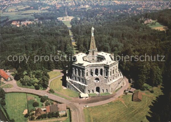 Wilhelmshoehe Kassel mit Blick auf Herkules und Park Flieger