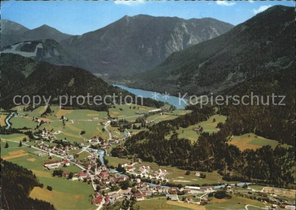 Lunz See Niederoesterreich Fliegeraufnahme