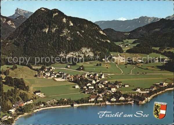 Fuschl See Salzkammergut Fliegeraufnahme mit Schafberg