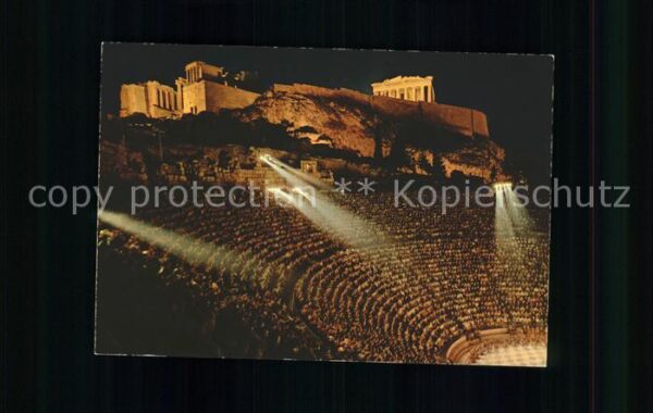 Athenes Athen Odeon des Herodes Atticus beleuchtet an