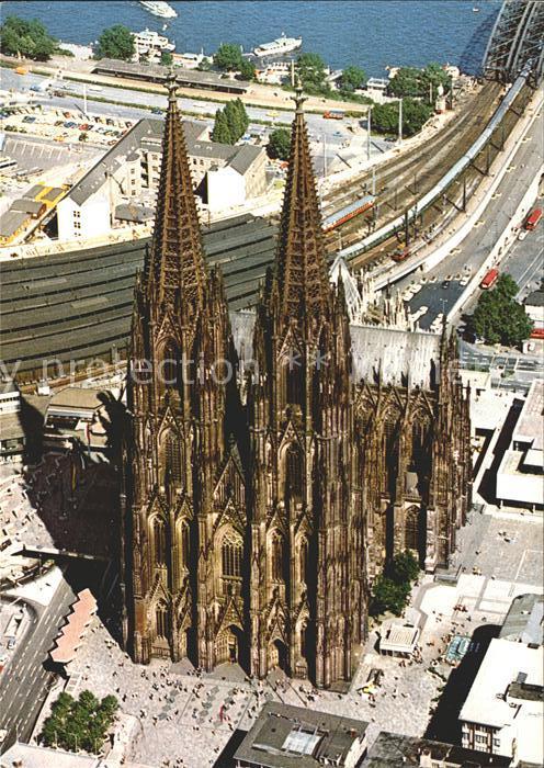 Koeln Rhein Dom Fliegeraufnahme