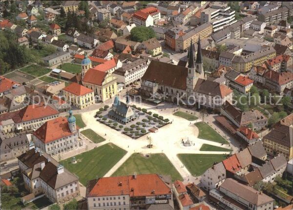 Altoetting Kapellplatz Fliegeraufnahme