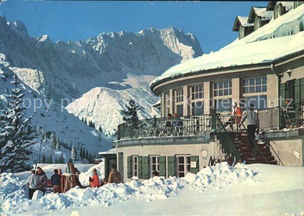 Garmisch-Partenkirchen Kreuzerhaus mit Zugspitze