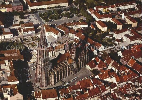 Freiburg Breisgau mit Münster Fliegeraufnahme