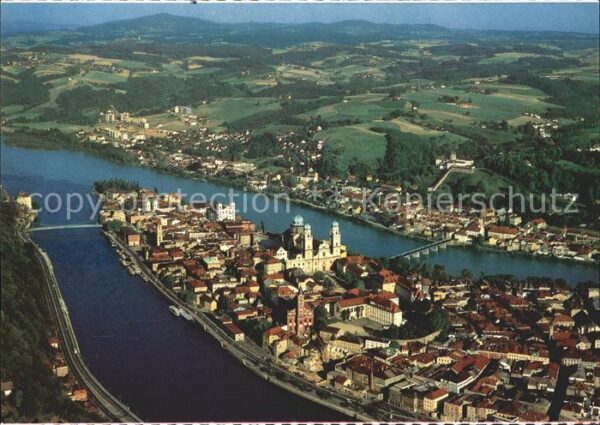 Passau mit Donau Inn und Ilz Fliegeraufnahme
