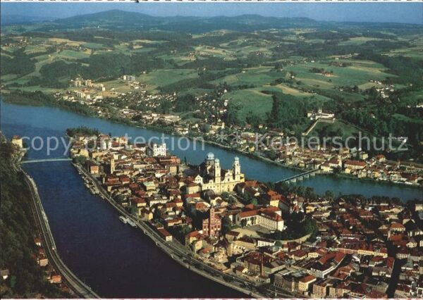 Passau mit Donau Inn und Ilz Fliegeraufnahme