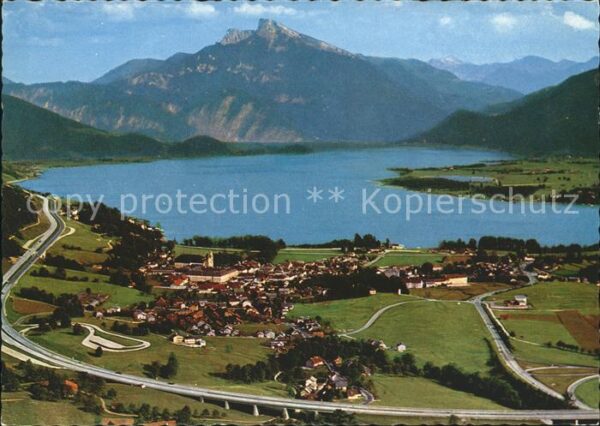Mondsee Salzkammergut Autobahn Salzburg-Wien Fliegeraufnahme