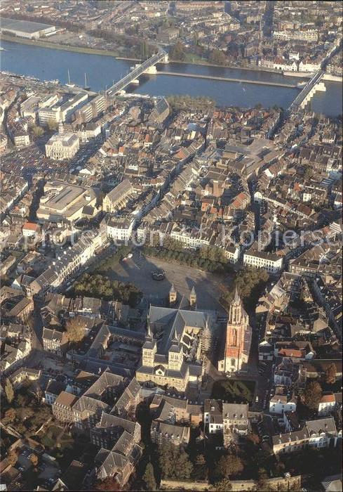 Maastricht Fliegeraufnahme St. Servaasbasiliek St.