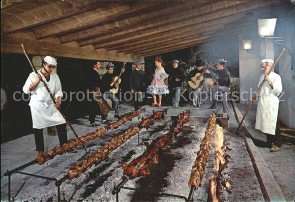 Mallorca Fiesta Andaluza Braten am Spieß Kapelle