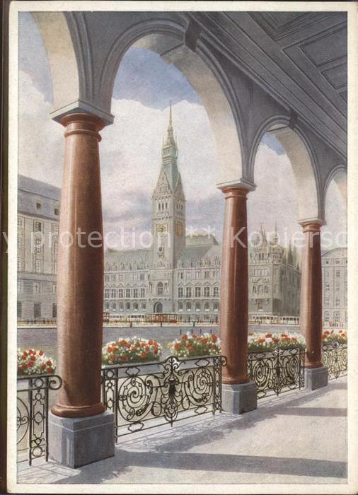 Hamburg Alsterarkaden und Rathaus
