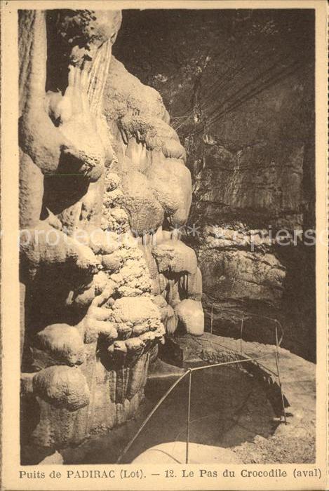Hoehlen Caves Grottes Puits de Padirac Pas du Crocodile