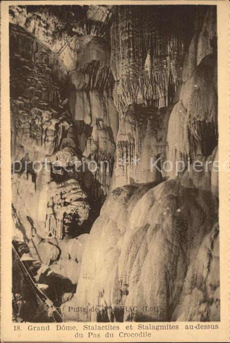 Hoehlen Caves Grottes Puits de Padirac Grand Dome Stalactites