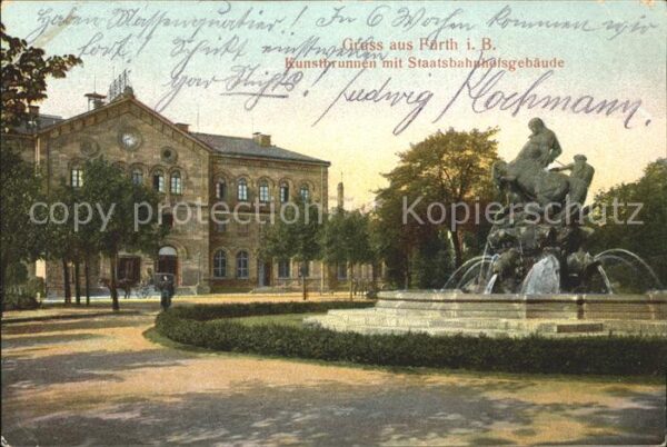 Fuerth Bayern Kunstbrunnen mit Staatsbahnhofsgebäude