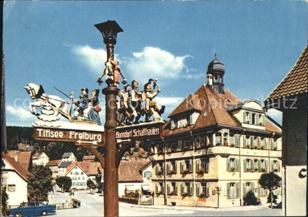 Lenzkirch Wegweiser Rathaus