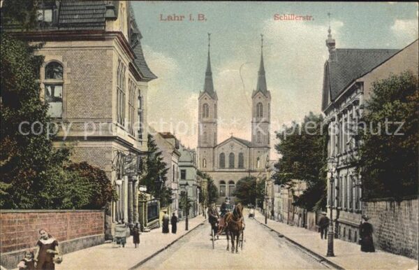 Lahr Schwarzwald Schillerstrasse mit Kirche Pferdekutsch