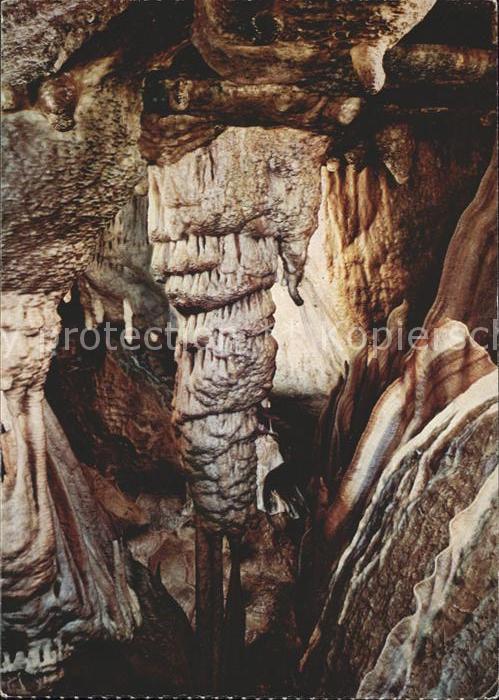 Hoehlen Caves Grottes Attendorn Tropsteinhöhle Ruhmeshalle