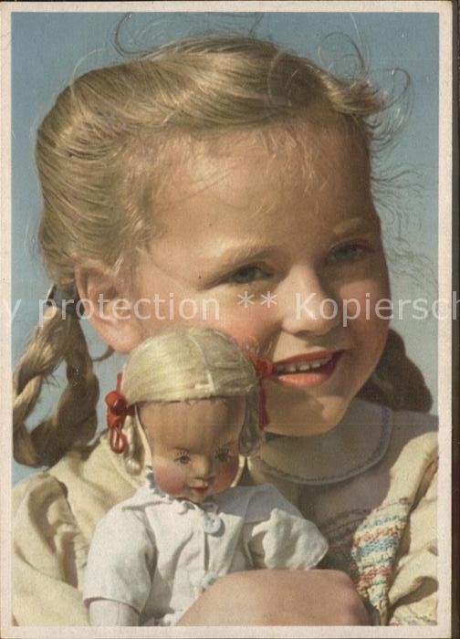 Puppe Doll Poupee Kinderspielzeug Kind Mädchen