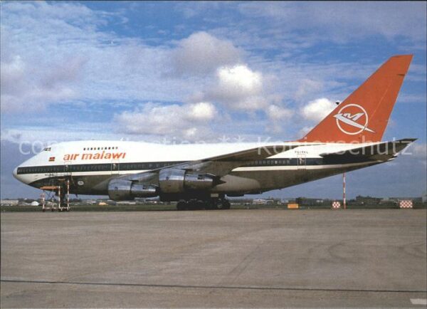 Flugzeuge Zivil Air Malawi Boeing 747SP-44 70-YKL