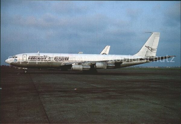 Flugzeuge Zivil Merchant Express Boeing 707-323C 5N MXX
