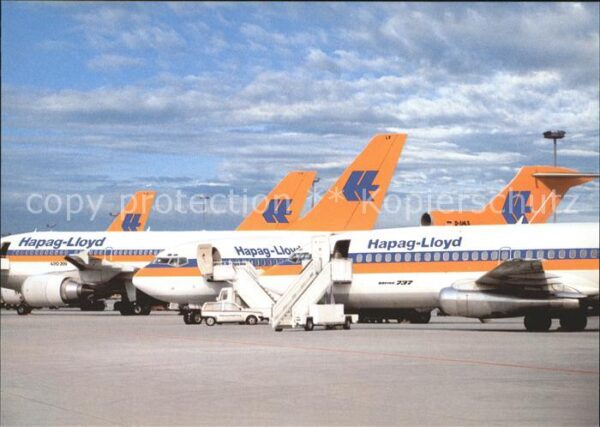 Flugzeuge Zivil Hapag Lloyd Boeing 737