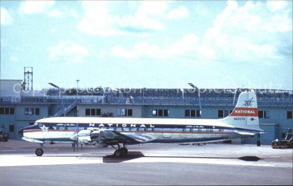 Flugzeuge Zivil National Airlines Douglas DC-7 N8207H