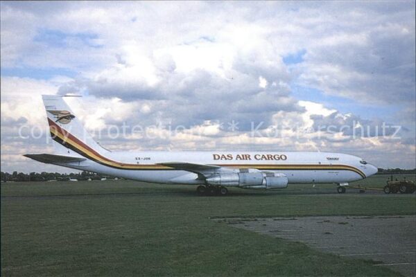 Flugzeuge Zivil DAS Air Cargo Boeing 707 5X-JON