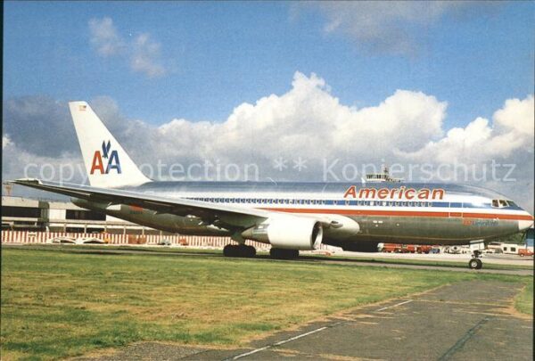 Flugzeuge Zivil American Airlines Boeing 767-223ER N320