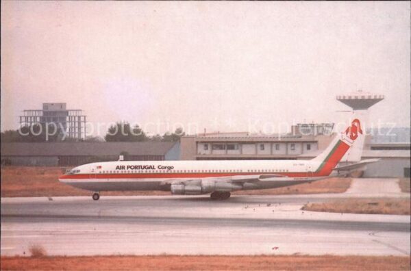 Flugzeuge Zivil TAP Air Portugal Cargo Boeing 707-3F5 C