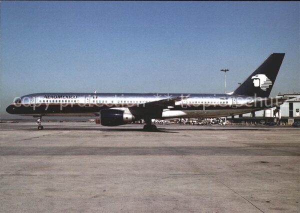 Flugzeuge Zivil Aeomexico Boeing B-757 N53AW