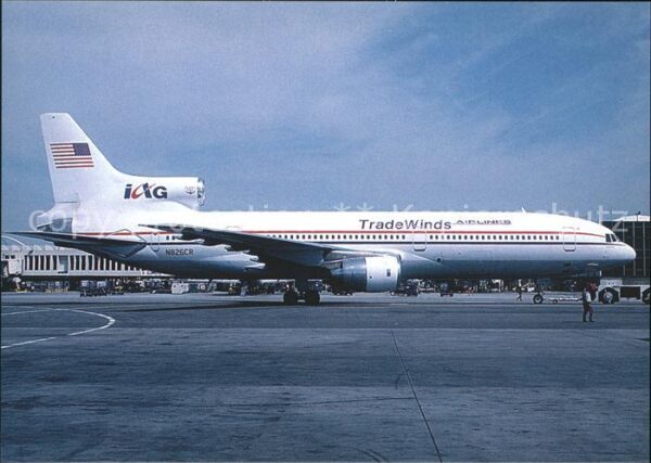 Flugzeuge Zivil Tradewinds Airlines Lockheed L-1011 N82